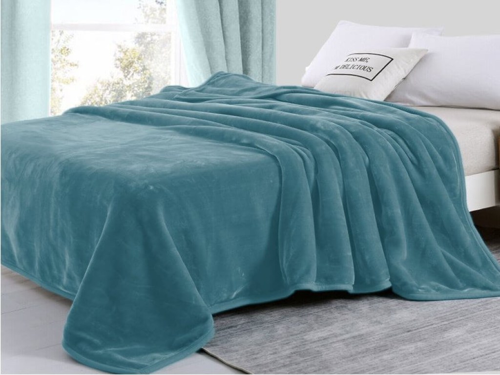 Κουβέρτα Υπέρδιπλη Βελουτέ Πετρόλ Super Soft Γαρύφαλλο 220x240 | Γαρύφαλλο - Λευκά Είδη