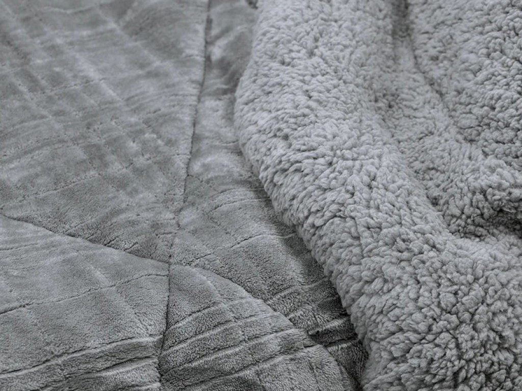 Κουβερτοπάπλωμα Γούνινο με Γραμμικό Σχέδιο Γαρύφαλλο 220x240 | Γαρύφαλλο - Λευκά Είδη