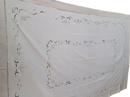 Χειροποίητο Κοφτό Τραπεζομάντηλο Μπεζ Γαρύφαλλο 180x270 | Γαρύφαλλο - Λευκά Είδη