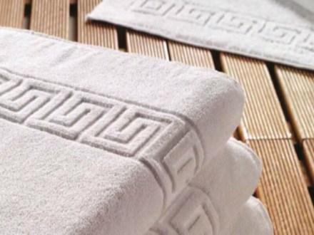 Πετσέτα Προσώπου Ξενοδοχείου Μαίανδρος Βαμβακερή 550gsm Γαρύφαλλο | Γαρύφαλλο - Λευκά Είδη